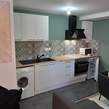 Appartement Proche Gare Сен-Брук Екстериор снимка