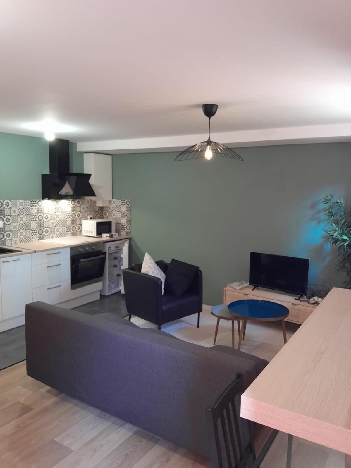 Appartement Proche Gare Сен-Брук Екстериор снимка